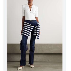 FRAME Le High Flare Jeans in Sutherland.